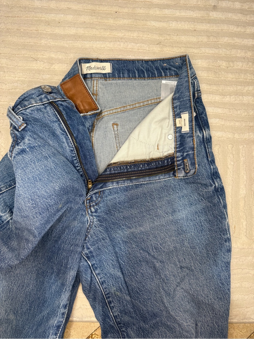Madewell Balloon Leg Jeans Women’s 28 Tall Medium Wash High Rise Denim - Picture 3 of 5